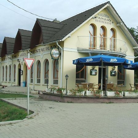 Отель Margareta Panzio Зомба Экстерьер фото